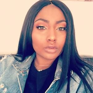 Meet your Posher, Jocelyn